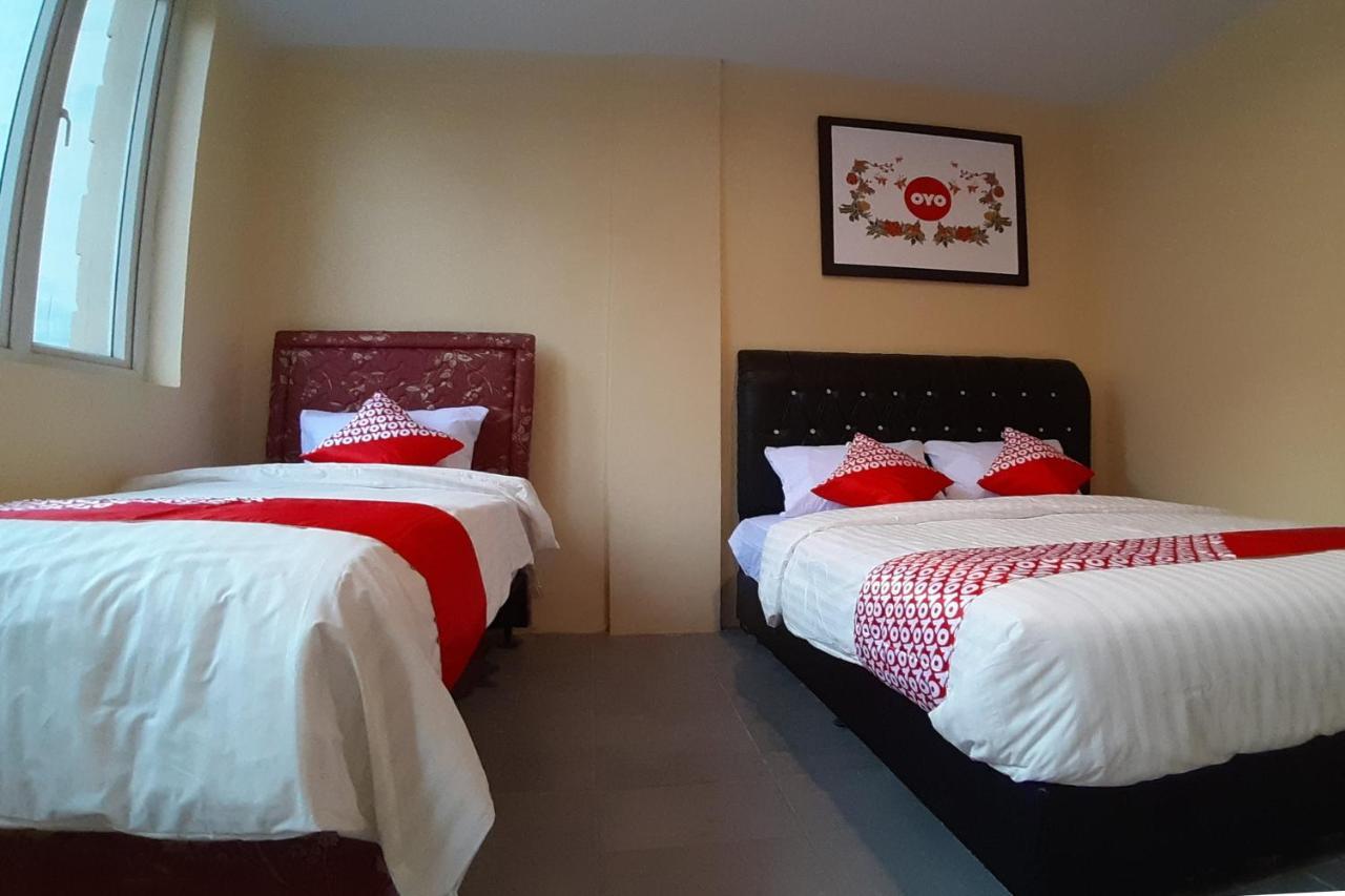Oyo 1053 Angelyn Home Stay Medan Dış mekan fotoğraf