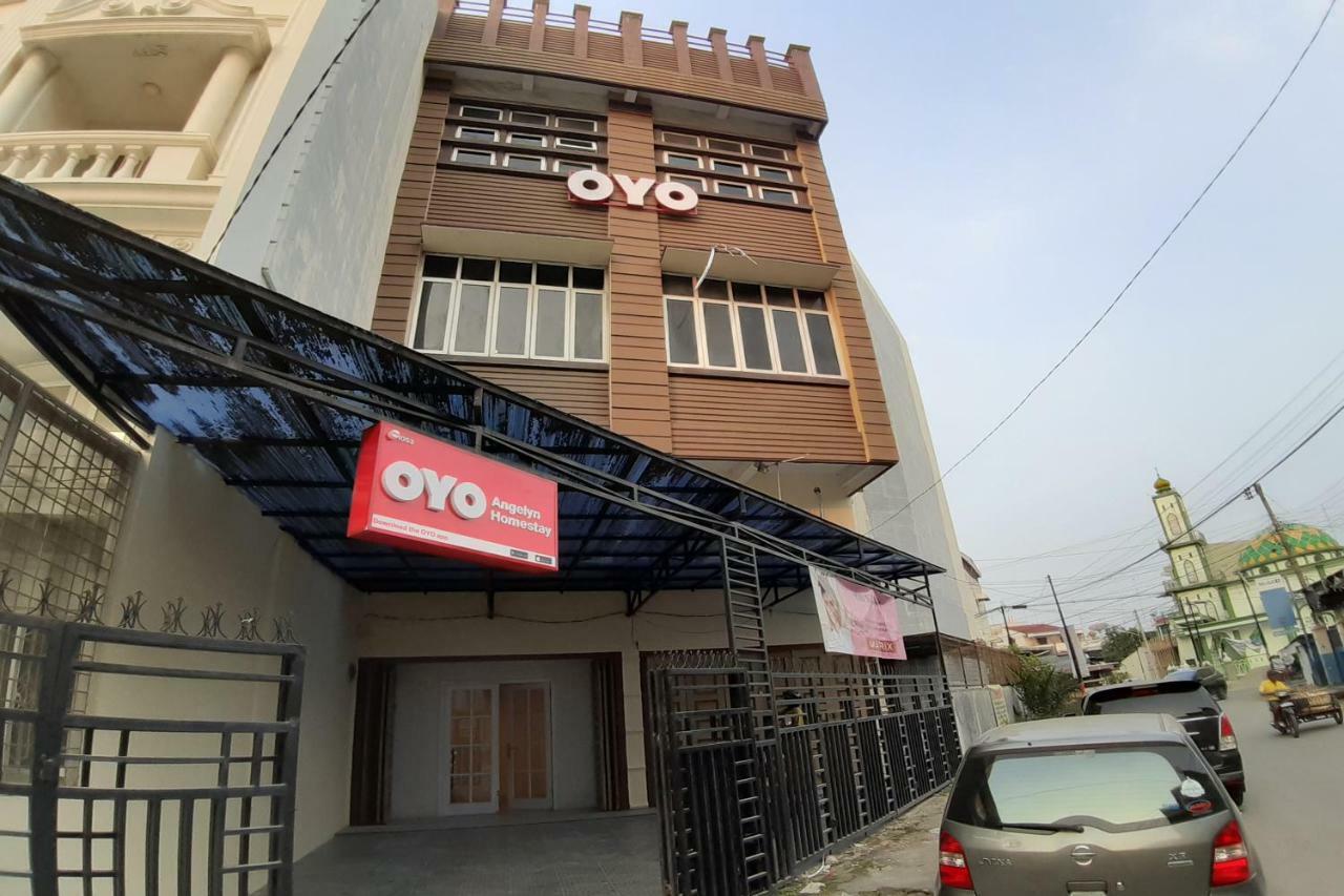 Oyo 1053 Angelyn Home Stay Medan Dış mekan fotoğraf