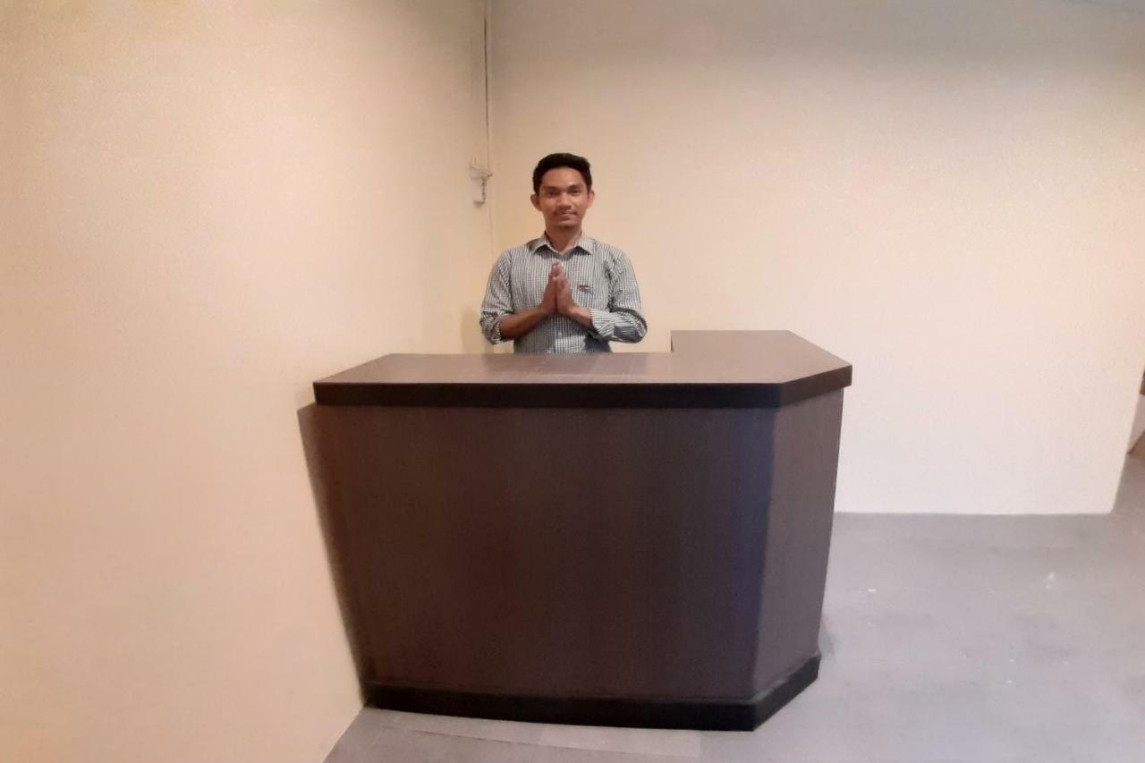 Oyo 1053 Angelyn Home Stay Medan Dış mekan fotoğraf